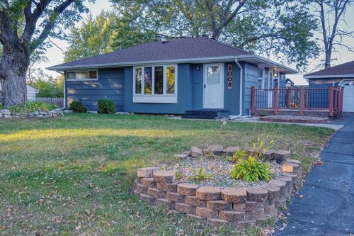 1008 W 80 1/2 St, Bloomington, MN, 55420-5718 | Card Image