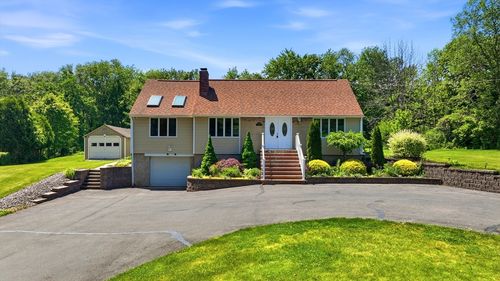 5 Hollow Rd, Wilbraham, MA, 01095-2340 | Card Image