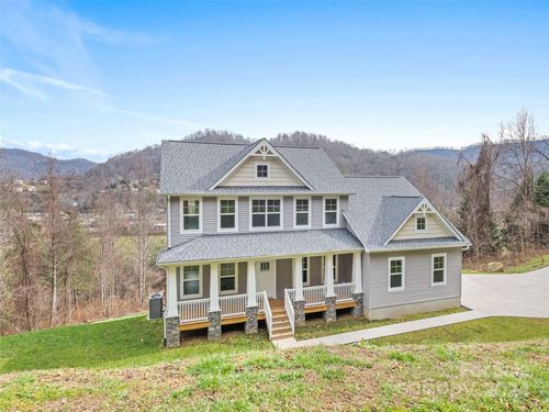 140 Mayflower Court, Waynesville, NC, 28785 | Card Image