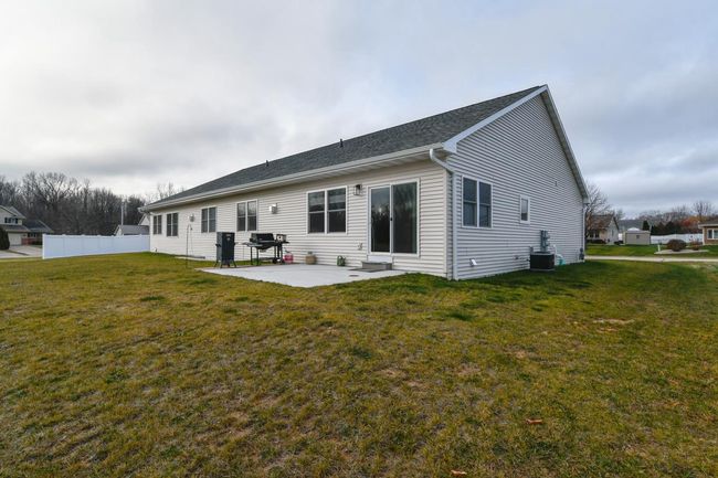 872 Red Hawk Drive, Condo with 3 bedrooms, 3 bathrooms and null parking in PULASKI WI | Image 46