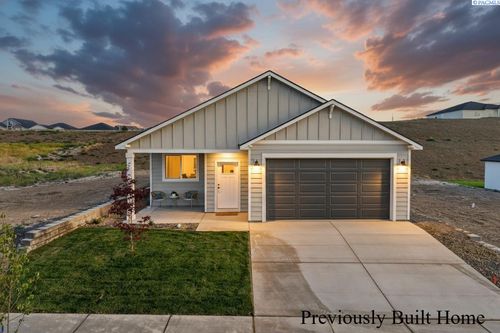 3598 Nuthatch Street Lot 213, Richland, WA, 99352 | Card Image