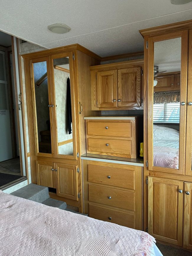 Primary Bedroom Closet.JPEG | Image 12