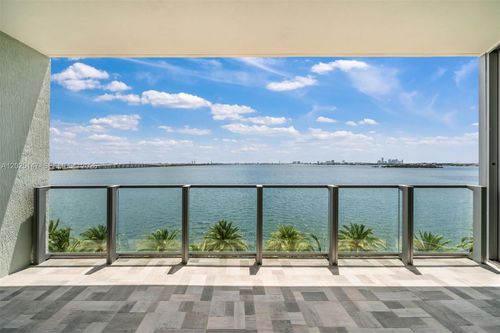 504-2900 Ne 7th Ave, Miami, FL, 33137 | Card Image