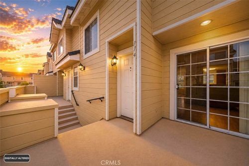 2800 Plaza Del Amo, Torrance, CA, 90503-7388 | Card Image