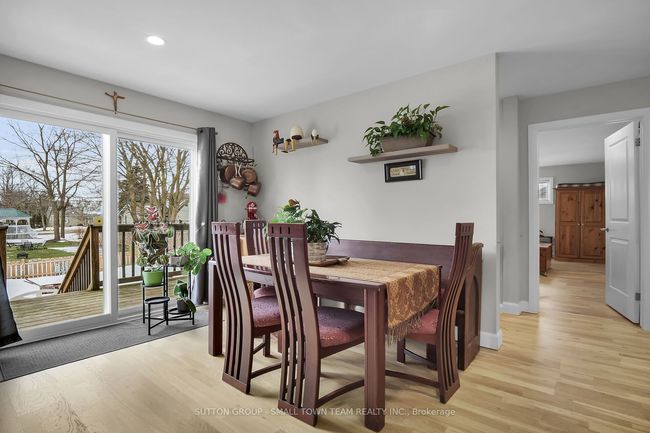 162 Roland St, House other with 3 bedrooms, 4 bathrooms and 4 parking in Dashwood ON | Image 9