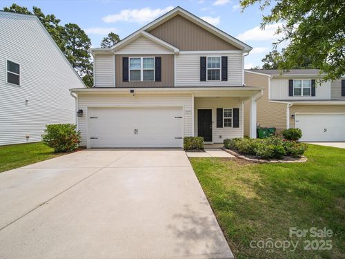 8314 Paw Valley Ln, Charlotte, NC, 28214-2308 | Card Image