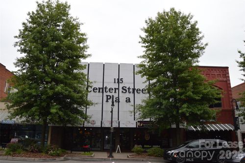 102-111 S Center Street, Statesville, NC, 28677 | Card Image