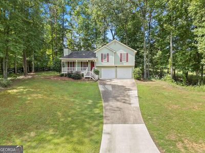 299 Peach Crossing Drive, House other with 3 bedrooms, 2 bathrooms and 2 parking in Dallas GA | Image 2