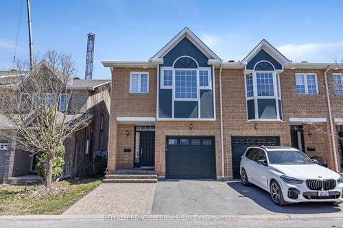 323 Freedom Pvt, Ottawa, ON, K1G6W3 | Card Image