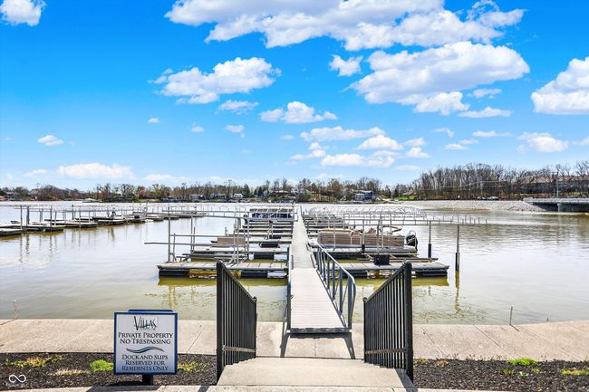 APT-306 - 20971 Shoreline Ct, Condo with 2 bedrooms, 2 bathrooms and null parking in Noblesville IN | Image 4