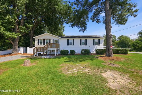 17 Old Fort Shores Rd, Chocowinity, NC, 27817-8924 | Card Image