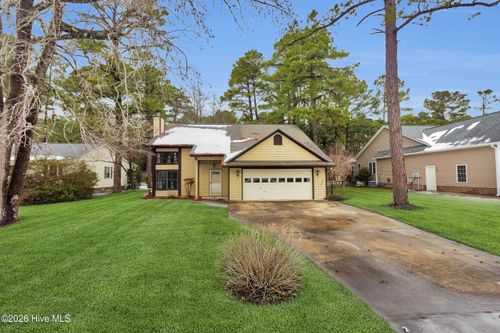 1824 Caracara Dr, New Bern, NC, 28560-6445 | Card Image