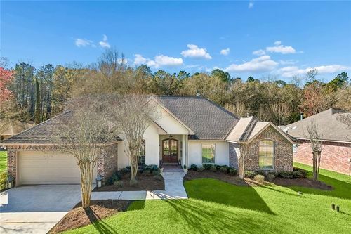 114 Swallow St, Covington, LA, 70433-6324 | Card Image