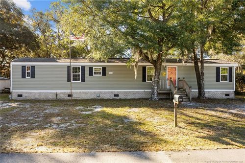 583 Hanover Rd Se, Bolivia, NC, 28422-7877 | Card Image