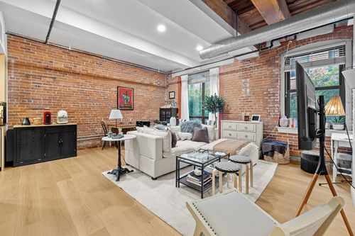unit-117-9 W Broadway, Boston, MA, 02127-1041 | Card Image