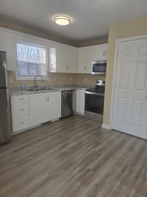 564 Bridgette Dr, Clarksville, TN, 37042-7132 | Card Image