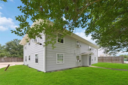 6726 Burkett Street, Houston, TX, 77021 | Card Image