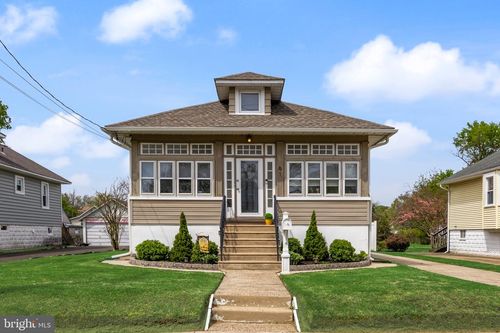 61 Gradwell Ave, MAPLE SHADE, NJ, 08052-3242 | Card Image