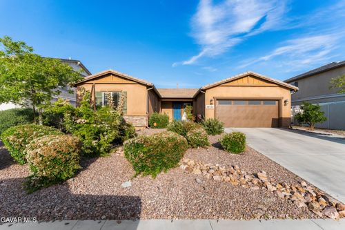 38104 Versailles St, Palmdale, CA, 93552-3522 | Card Image