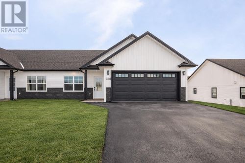 122 Smallwood Terr, Stratford, PE, C1B4L8 | Card Image