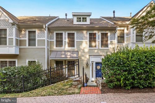 106 Edgehill Dr, OCCOQUAN, VA, 22125-7712 | Card Image