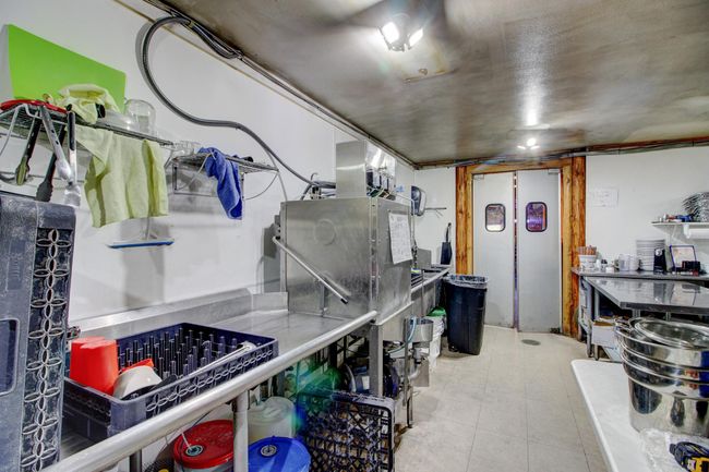 Kitchen Prep Area | Image 24