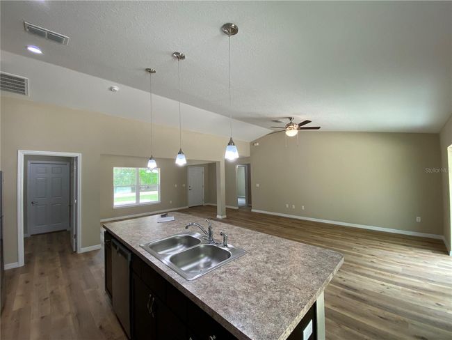2352 Sw 168 Th Loop, House other with 3 bedrooms, 2 bathrooms and null parking in Ocala FL | Image 8