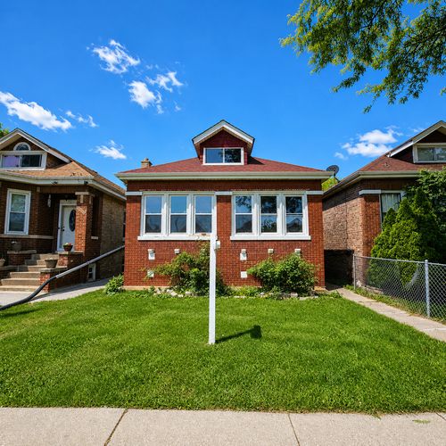 3750 65th St, CHICAGO, IL, 60629-4717 | Card Image