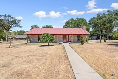 105 Windy Lane, House other with 3 bedrooms, 2 bathrooms and null parking in Gatesville TX | Image 1