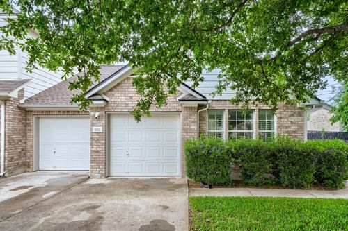 302 Ryan Ln, Georgetown, TX, 78628-3586 | Card Image