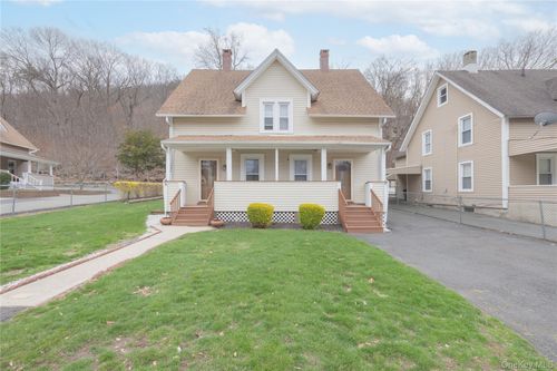 10 Park Ave, Hillburn, NY, 10931-1050 | Card Image