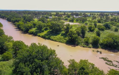 410 County Road 433, Mullin, TX, 76864-2620 | Card Image