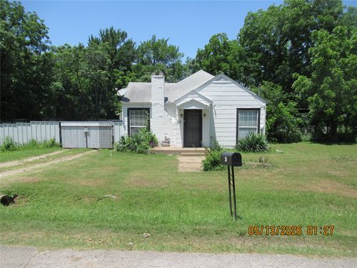201 E Dallas St, Hutchins, TX, 75141-3111 | Card Image
