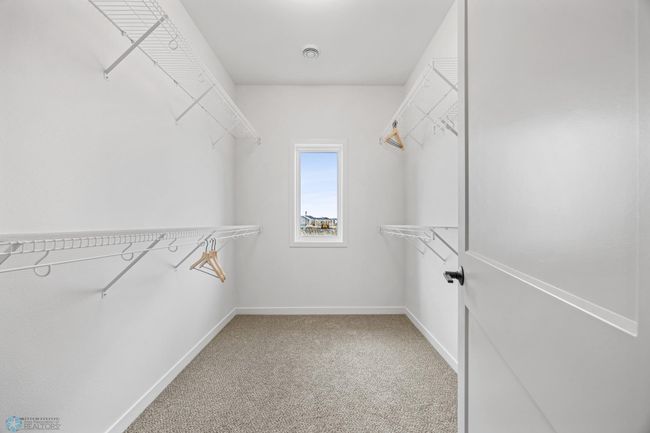 Walk-In Closet | Image 21