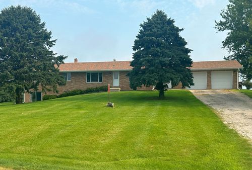3228 Mcgirr Rd, Steward, IL, 60553-9744 | Card Image