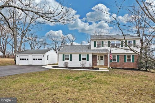 938 Kingsway Dr, Coatesville, PA, 19320-2166 | Card Image