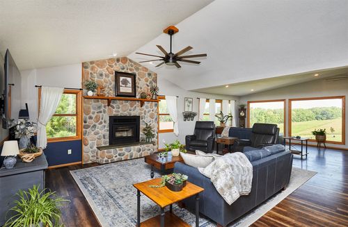 467-3705 Tyler St, New Virginia, IA, 50210-9461 | Card Image