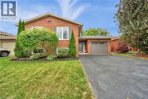 28 Lynden Hill Cres, Brantford, ON, N3P1R3 | Card Image