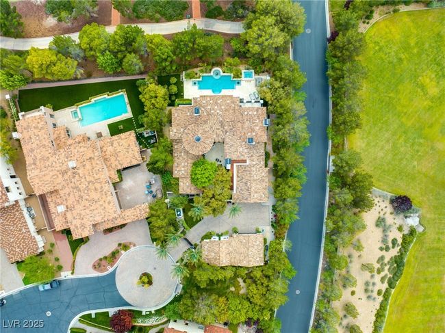 19 Quintessa Cir, House other with 4 bedrooms, 5 bathrooms and null parking in Las Vegas NV | Image 69