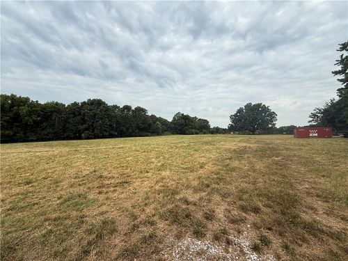 2814 S 64th Street, Springdale, AR, 72762 | Card Image
