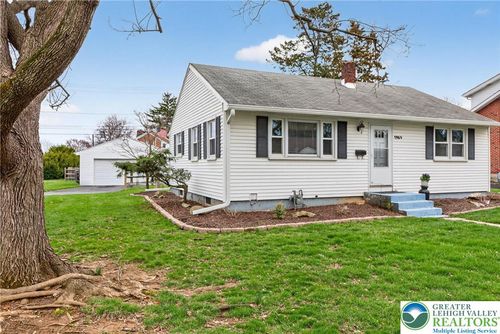 1984 Troxell Street, Hanover Twp, PA, 18109 | Card Image
