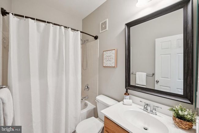 7506A - 7506 Stoney Run Dr, Townhouse with 3 bedrooms, 3 bathrooms and null parking in HANOVER MD | Image 16