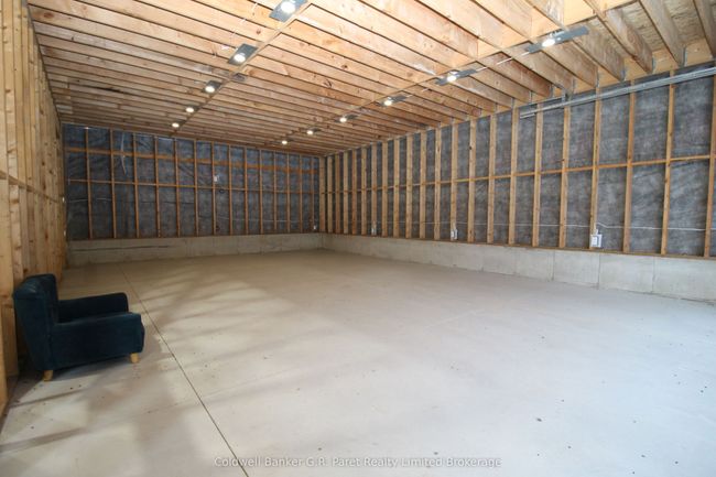 22445 Fairview Rd, House other with 3 bedrooms, 1 bathrooms and 6 parking in Thorndale ON | Image 29