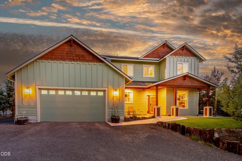 17101 Se Hopi Rd, Prineville, OR, 97754-8778 | Card Image