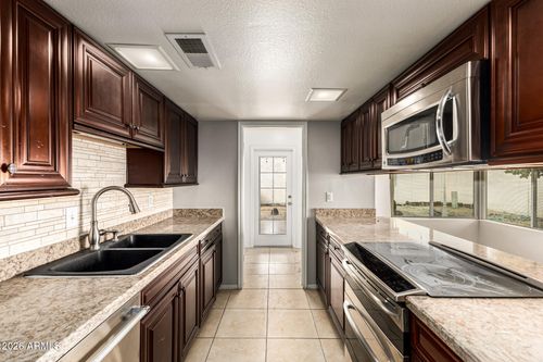 3108 W Clinton St, Phoenix, AZ, 85029-4234 | Card Image