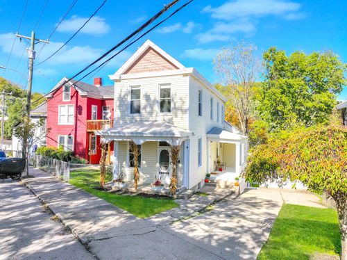 916 Montague Rd, Covington, KY, 41011-2045 | Card Image