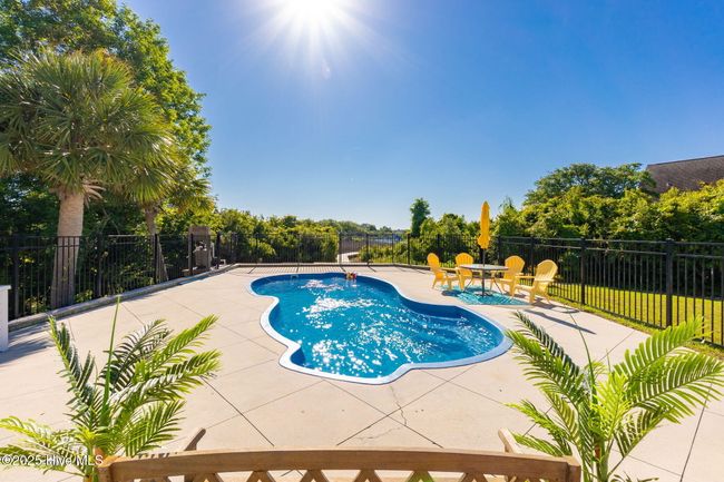 111 Magens Ct E, House other with 4 bedrooms, 4 bathrooms and 2 parking in Cedar Point NC | Image 50