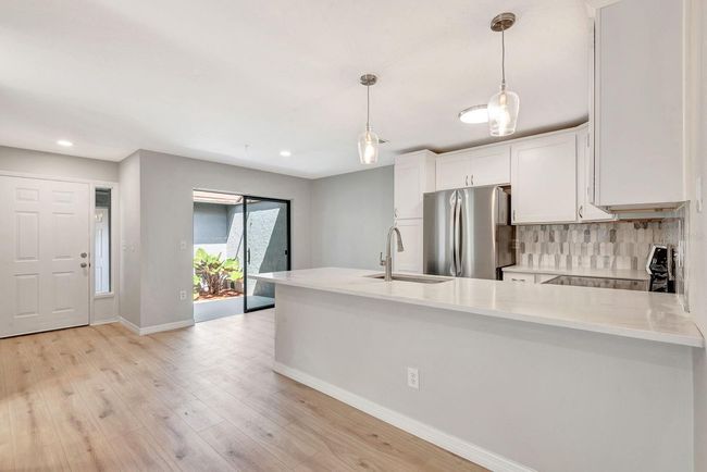 5192 Cedar Hammock Ln, House other with 3 bedrooms, 2 bathrooms and null parking in SARASOTA FL | Image 11