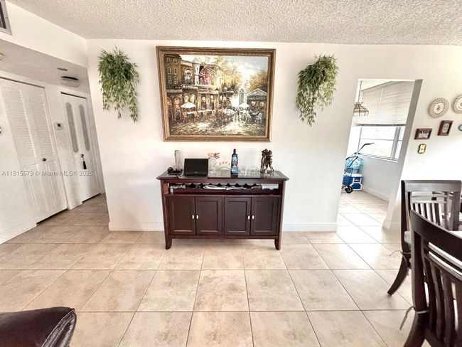 APT-712 - 1100 Saint Charles Pl, Condo with 2 bedrooms, 2 bathrooms and null parking in Pembroke Pines FL | Image 8