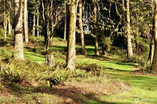 4236 Goatsbeard Ln, Clinton, WA, 98236-8649 | Card Image